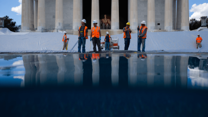Oklahoma companies help repair and refinish Lincoln Memorial Reflecting Pool