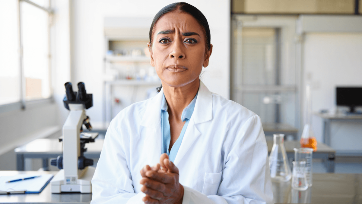 OMRF researchers study ways to slow ovarian aging with new $3.5M grant
