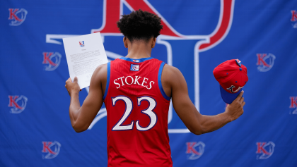 No. 1 Basketball Prospect Tyran Stokes Commits to Kansas on ESPN