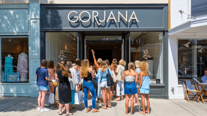 Tienda de joyería Gorjana abre sus puertas en el centro de San Luis Obispo