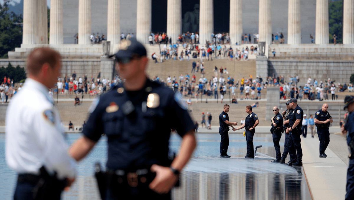 Patrols and nanobubbles at the Reflecting Pool as Trump looks for a do-over