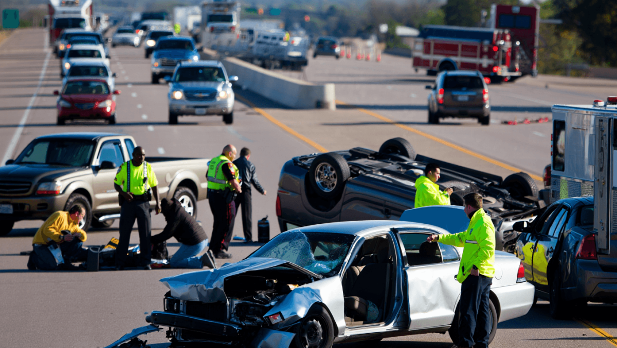 I-35 NB lanes at standstill due to deadly wreck, says OHP
