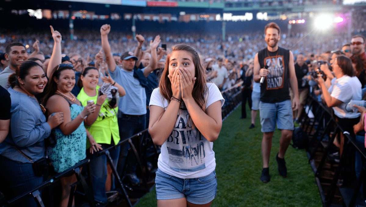 Zac Brown Band surprises Boston audience with free cruises