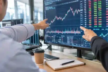 US stocks tumble: hotter inflation fuels sharp market sell-off